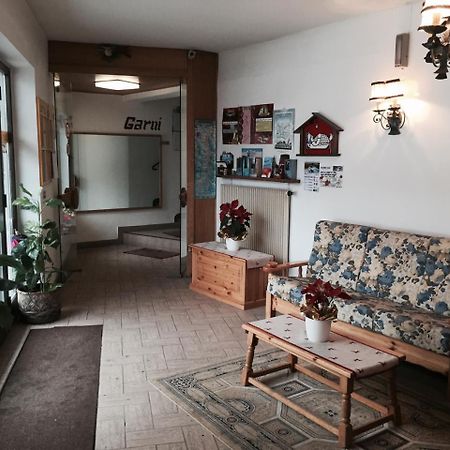 Hotel Garni Hirsch Canazei Exterior foto
